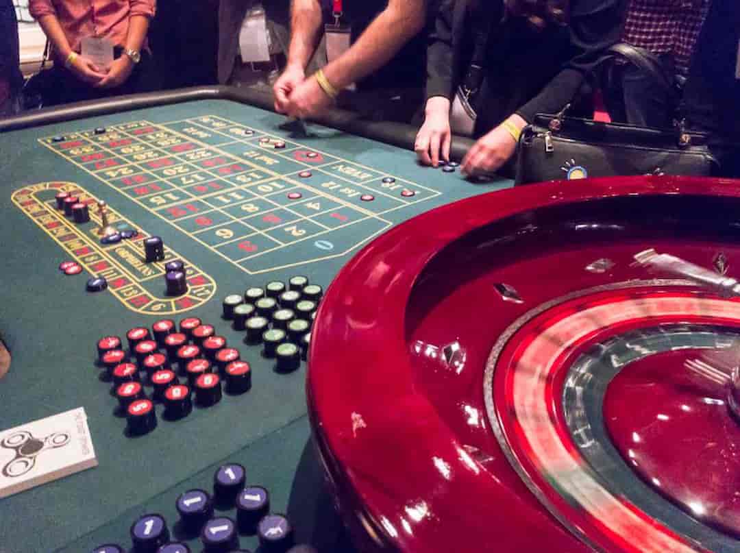 Các trò chơi trên bàn ở Good Luck Casino vô cùng thu hút người chơi